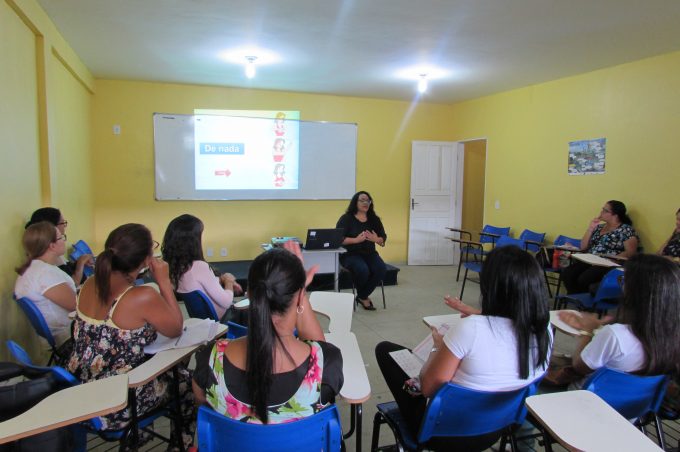 Prefeitura promove cursos de Libras para servidores da Assistência Social