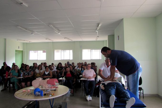 Fundação de Saúde realiza treinamento de suporte básico de vida em parceria com o Samu 192