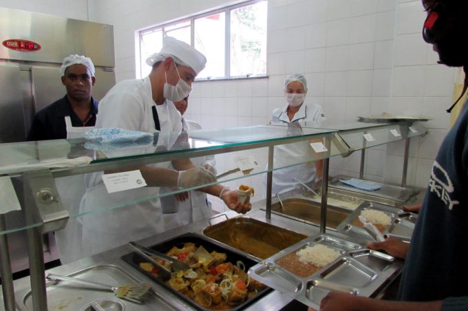 Prefeitura investe mais de R$ 1 milhão por ano no Restaurante Popular