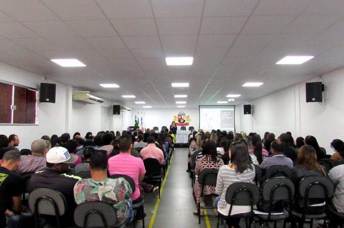Trabalhadores do SUAS participam de oficina sobre Vigilância Socioassistencial