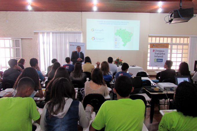 Prefeitura realiza 1º Encontro Municipal de Adolescentes para Erradicação do Trabalho Infantil