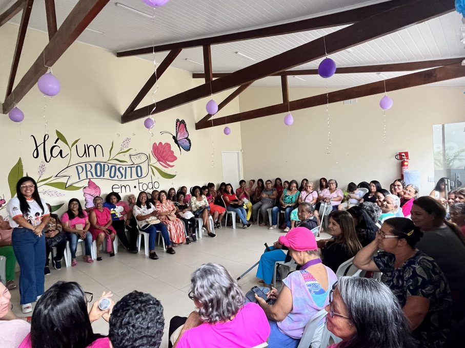 Cras Bruno Bacelar incentiva autocuidado femino em roda de conversa