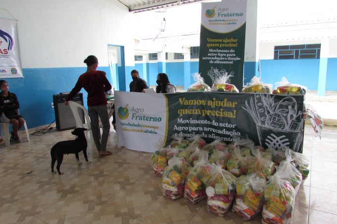 Prefeitura e Senar garantem distribuição de cestas básicas na zona rural do município