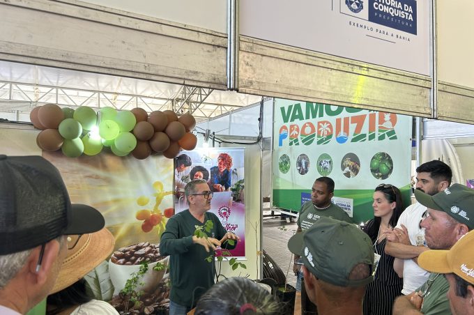SMDR promove visita guiada para produtores de Inhobim e realiza oficinas de enxerto e poda do umbu gigante