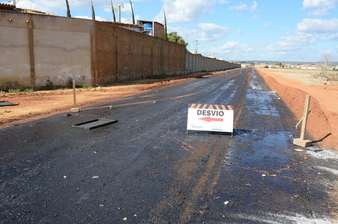 Prefeitura segue com obras da Perimetral no Vila América