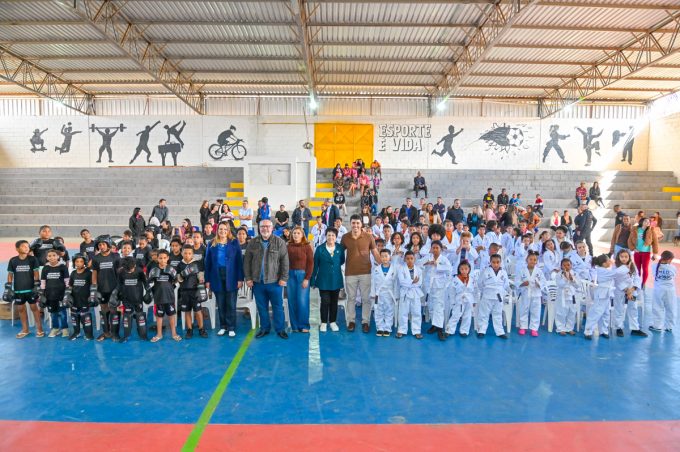 Projeto “Esporte para Além das Fronteiras” chega ao loteamento Bruno Bacelar beneficiando 150 crianças