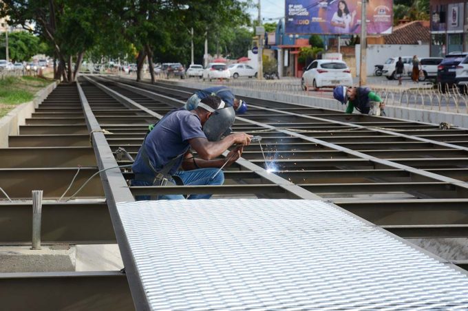 Prefeitura inicia cobertura do canal da Olívia Flores