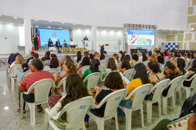 Jornada Pedagógica debate processos de aprendizagem e de avaliação nas escolas da rede municipal