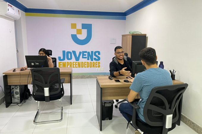 Sala do Jovem Empreendedor oferece serviços e incentiva geração de emprego e renda