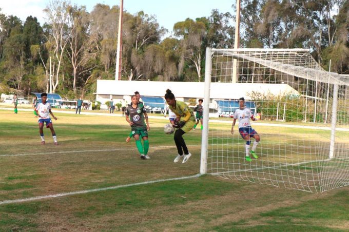 Juventude perde no Lomantão e precisa vencer em Salvador para ir à final do Baianão Feminino