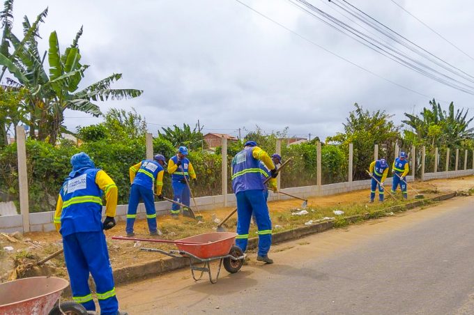 Prefeitura Municipal reforça limpeza da cidade com mutirões contemplando bairros com diferentes serviços