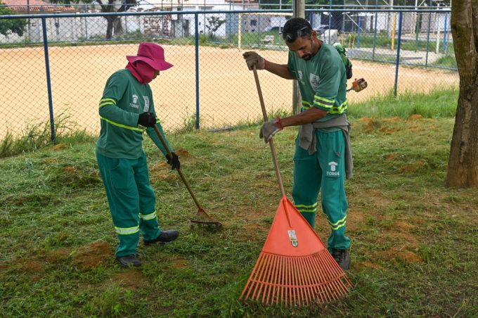 Secretaria Municipal de Meio Ambiente intensifica manutenção de praças e reforça cuidado com espaços públicos