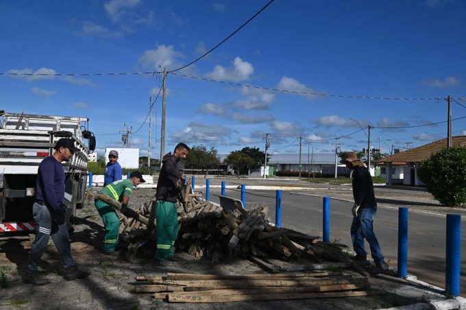Contagem regressiva: Prefeitura inicia organização do Parque de Exposições para o Arraiá da Conquista 2026