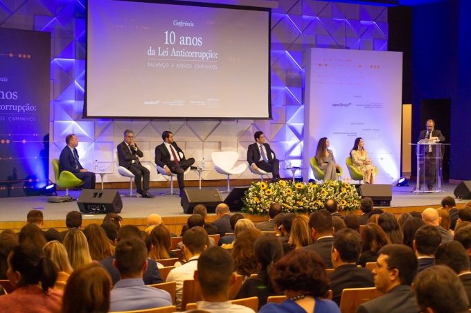Representantes da Prefeitura participam em Brasília de conferência pelos 10 anos da Lei Anticorrupção