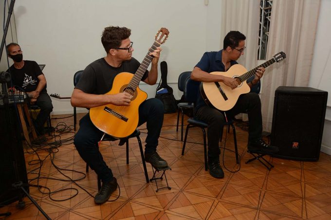 Alunos do Conservatório Municipal de Música se apresentam em miniconcertos que ocorrerão durante toda a primavera