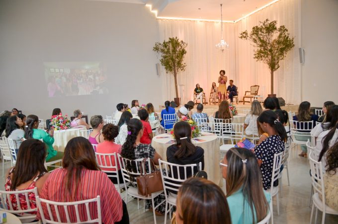 Governo encerra “Vozes de Março” com lançamento de duas ações que beneficiam 80 mulheres empreendedoras