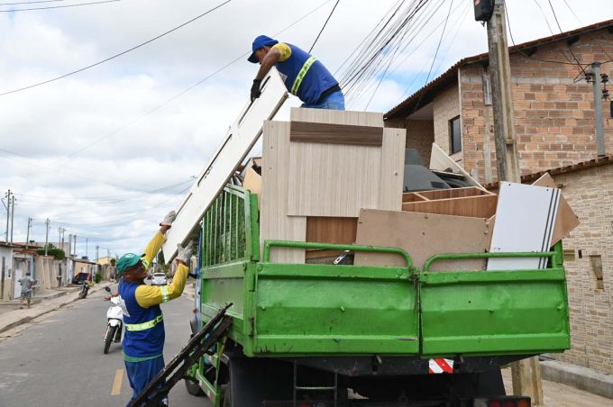 Prefeitura reforçou ações de limpeza e coleta de resíduos antes, durante e depois dos festejos juninos