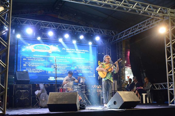 Prefeitura publica resultado final da seleção de artistas que vão se apresentar no  Natal Conquista de Luz