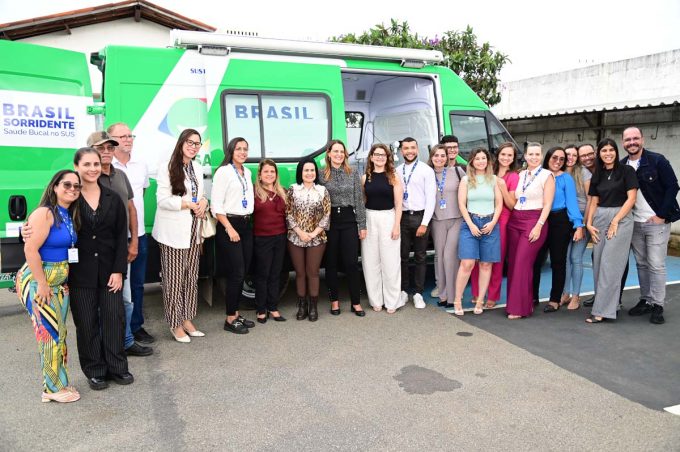 Prefeitura de Vitória da Conquista amplia acesso à saúde bucal com novo Odontomóvel Itinerante