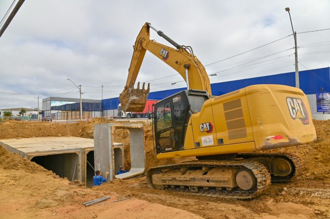 Obra de macrodrenagem na Avenida Brumado: Emurc inicia preparativos para segunda etapa de concretagem