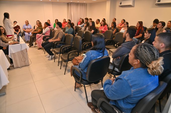 Candidatos aprovados no “Quem Aprende, Conquista” são recepcionados pela Prefeitura Municipal