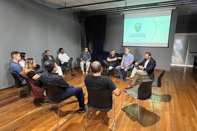 Representantes da zona turística Caminhos do Sudoeste se reúnem com o intuito de fortalecer e integrar o turismo da região