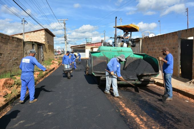 Conjunto da Vitória: serviços de pavimentação e drenagem estão em fase final