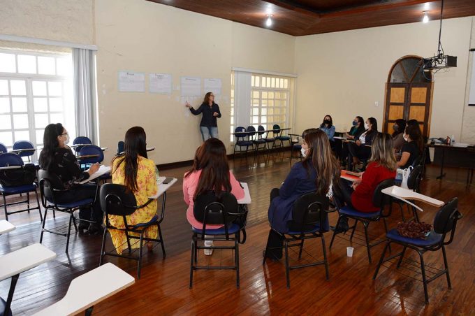 Servidores da Secretaria de Administração debatem plano de ação para 2022