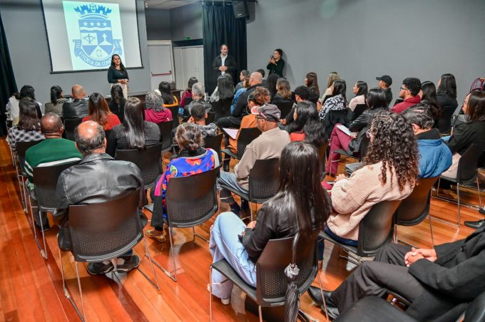 Mais 31 novos servidores públicos municipais foram empossados na manhã desta sexta-feira, 24