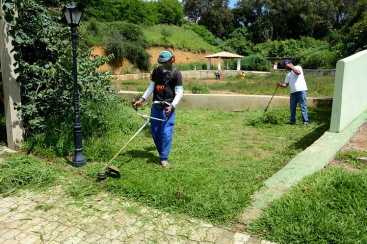 Praça da Juventude recebe melhorias