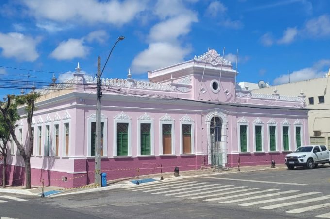 Prefeitura publica desligamento de servidores aposentados pelo Regime Geral de Previdência Social
