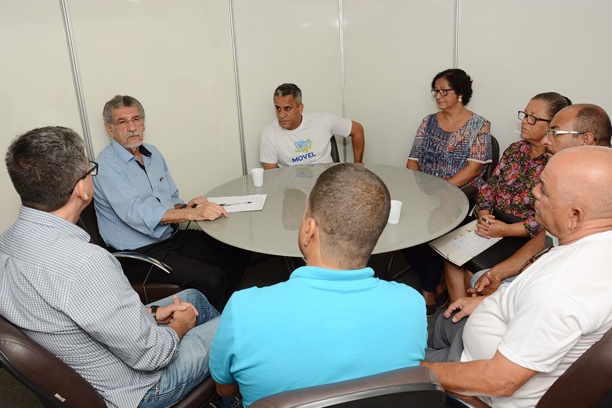 Prefeitura discute estratégias para fomentar economia solidária
