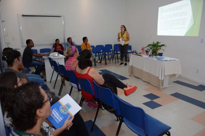 Servidores municipais participam de primeiro encontro do projeto MoviMente