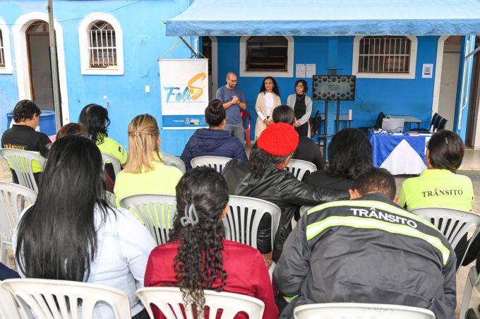 Servidores da Semob recebem certificação como primeira turma participante do programa de Felicidade Interna do Servidor