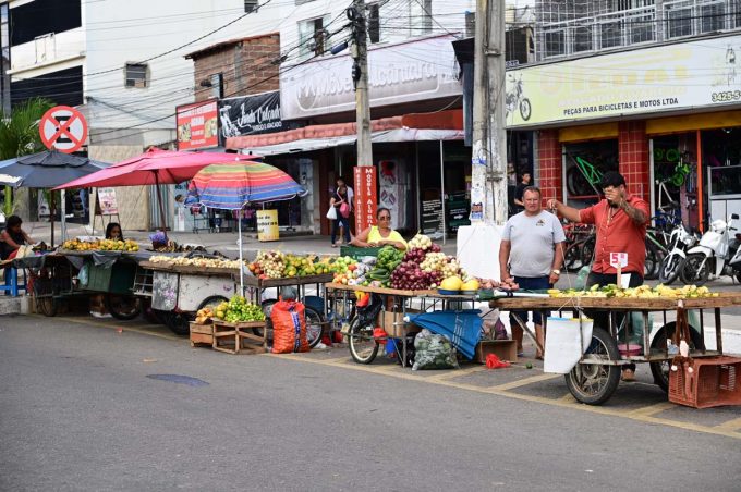 Secretaria Municipal de Serviços Públicos destina pontos na região da Ceasa para acomodar vendedores de frutas e verduras
