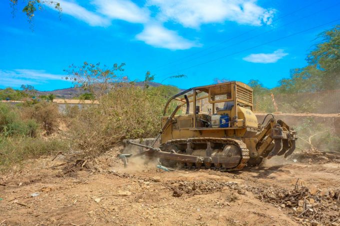 Secretaria Municipal de Desenvolvimento Rural inicia recuperação de ponte no povoado da Gameleira