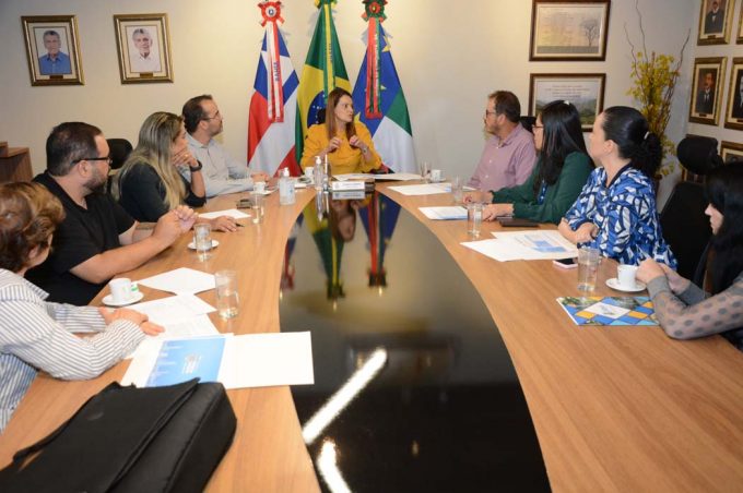 Em reunião com a Prefeitura, Conselho Regional de Farmácia da Bahia destaca assistência farmacêutica do município