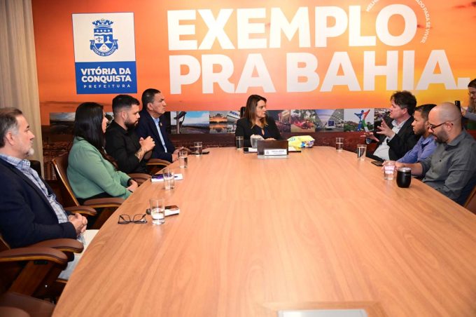 Prefeitura e Banco do Brasil tratam de projetos de fomento ao desenvolvimento econômico de Vitória da Conquista