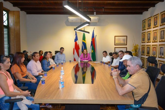 Em reunião com lideranças, prefeita recebe demandas da Zona Rural