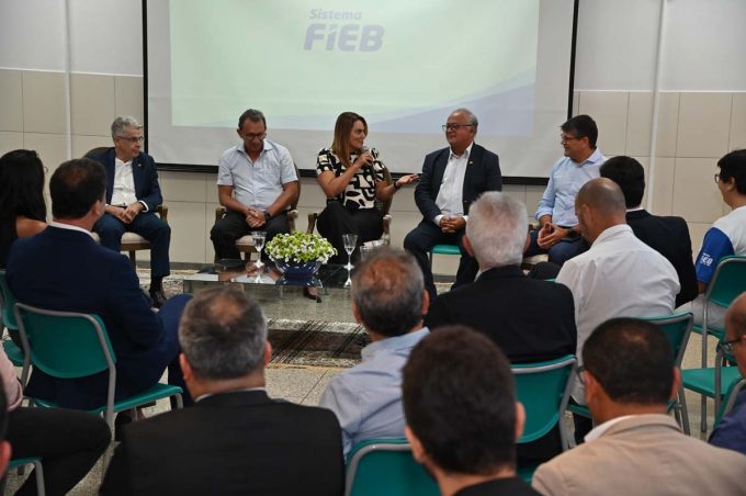 Prefeitura participa de encontro da Fieb com empresários para tratar da Agenda Estratégica da Indústria para o município