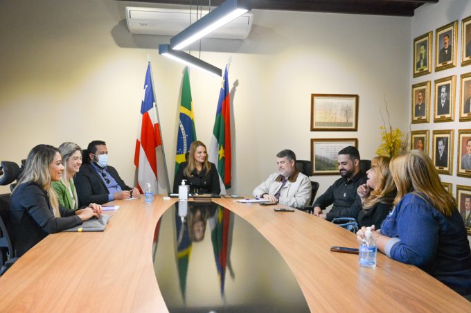 Prefeita anuncia pagamento do piso nacional aos agentes comunitários de saúde