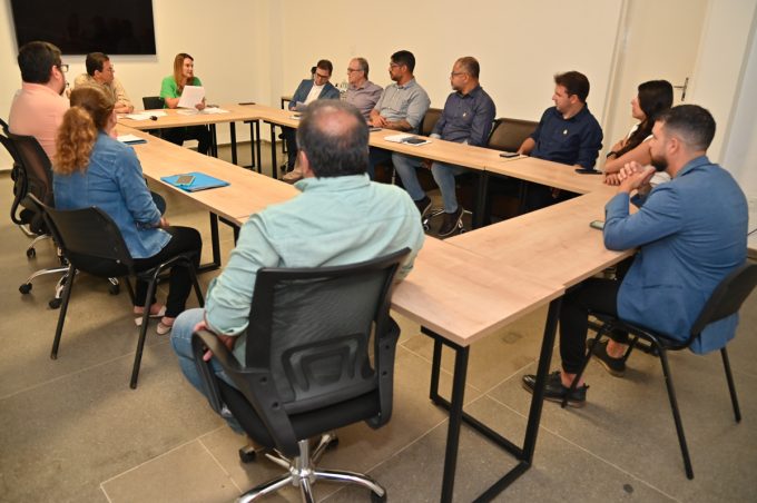 Prefeitura e Coopmac se reúnem para tratar da parceria na realização da 54ª Exposição Agropecuária de Vitória da Conquista