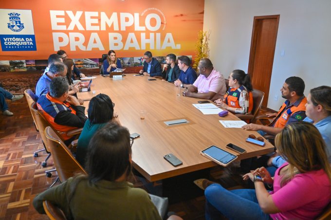 Comitê de Gerenciamento de Crise se reúne para discutir desdobramentos das chuvas e mantém ações em toda a cidade