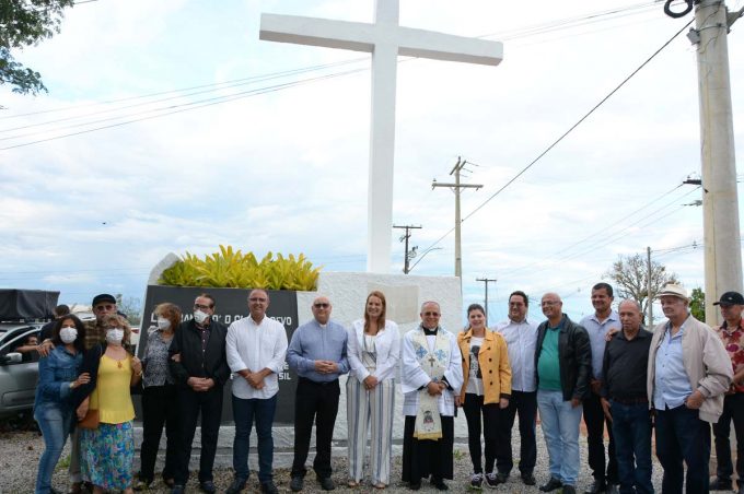 Cruzeiro da Serra do Periperi está revitalizado. Cerimônia de bênção marca entrega do monumento