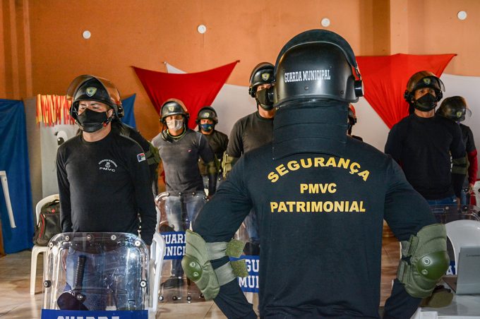 Guarda Municipal recebe treinamento para controle de distúrbios civis