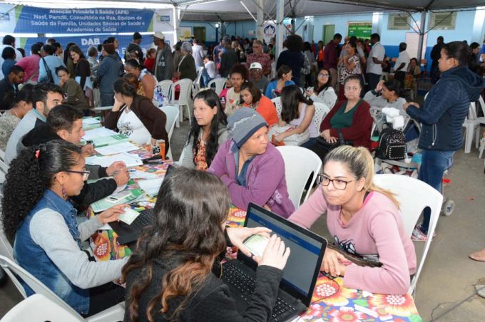 Moradores da Patagônia e região comparecem à Prefeitura Móvel