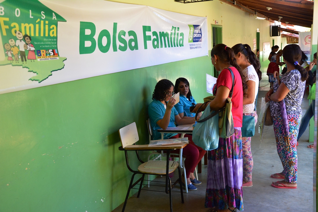Bolsa Família Móvel beneficia mais de 150 famílias de Bate Pé