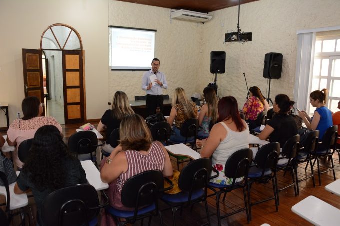 Desenvolvimento Social: Ressocialização e monitoramento são temas de reunião com os gestores da secretaria