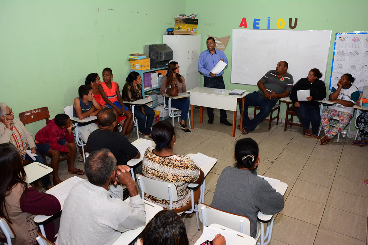 Cemitério do Campinhos é interditado pela justiça e Prefeitura presta apoio aos moradores
