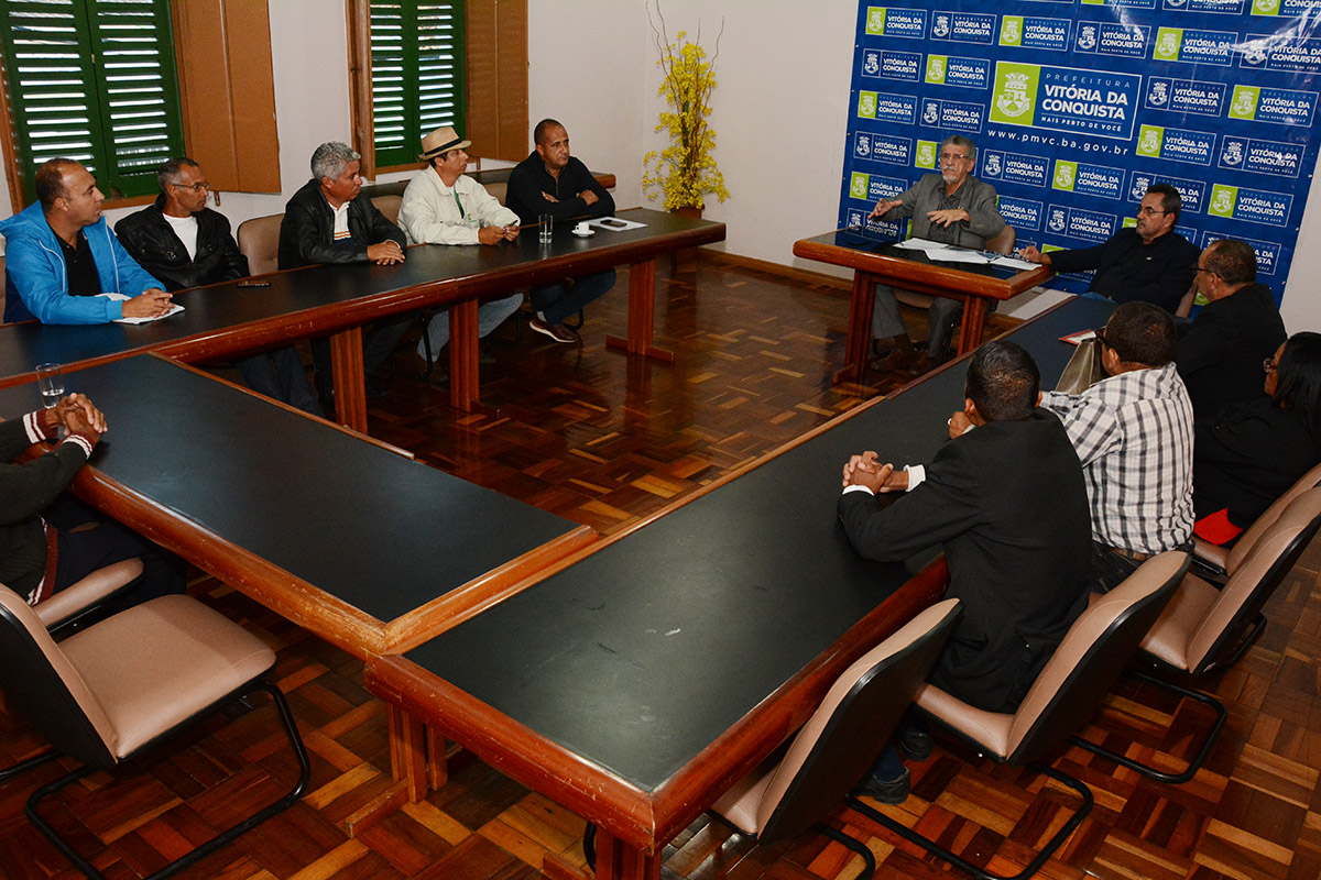 Governo Municipal se reúne com Central de Movimentos Populares